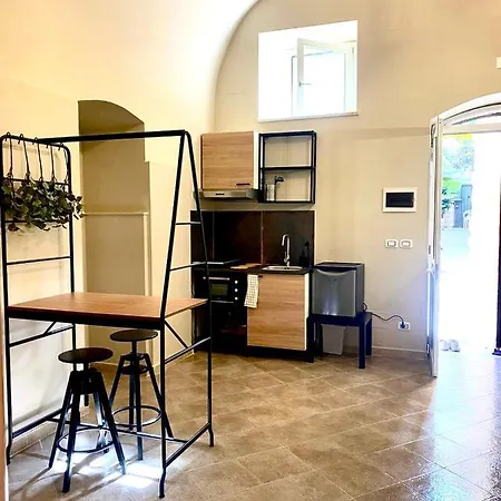 Zanadomus Holidayrooms Apartmán Trani